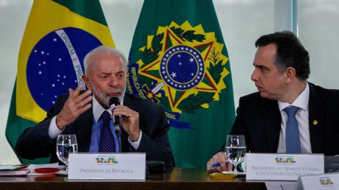 Senadores em reunião no Congresso Nacional, discutindo temas políticos. A indicação para o STF está em jogo.