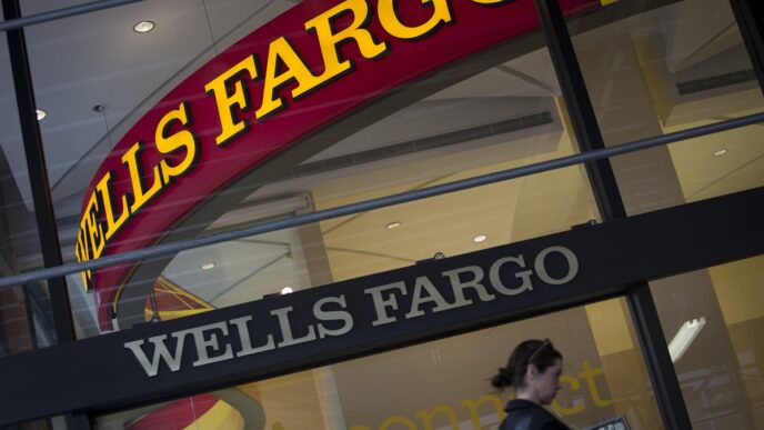 Prédio do Wells Fargo em Nova York, relacionado ao anúncio do lucro de US$ 5,6 bilhões no 3º trimestre.