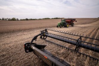 mercado de máquinas agrícolas — foto ilustrativa