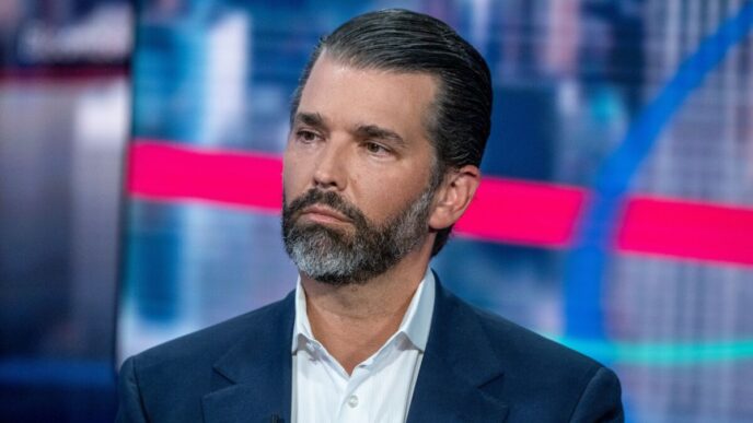 Donald Trump Jr. Chamath Palihapitiya Laura Ingraham SPAC — foto ilustrativa