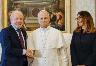 Presidente Lula discursa em Roma sobre inclusão social e combate à fome, destacando saída do Brasil do Mapa da Fome.