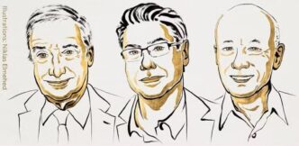 Anúncio dos vencedores do Prêmio Nobel de Economia de 2025 em Estocolmo, na Suécia, destacando Joel Mokyr, Philippe Aghion e Peter Howitt pela inovação.