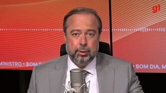 Ministro Alexandre Silveira em entrevista explicando o apagão no Brasil.