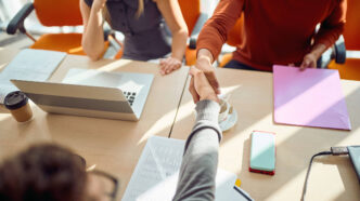 Gigante de chips de rádio de US$ 22 bi — foto ilustrativa