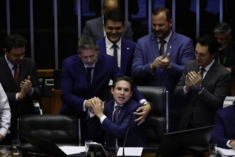 funcionária fantasma Hugo Motta — foto ilustrativa