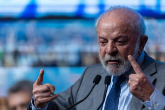 ajuste fiscal e investimento social — foto ilustrativa