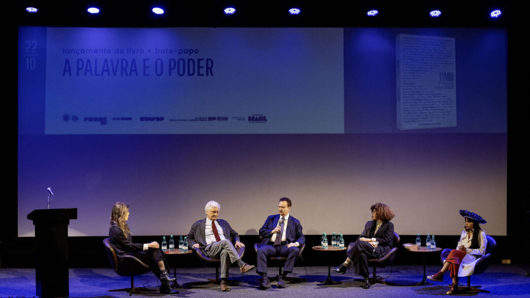 falhas da democracia — foto ilustrativa