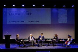 falhas da democracia — foto ilustrativa