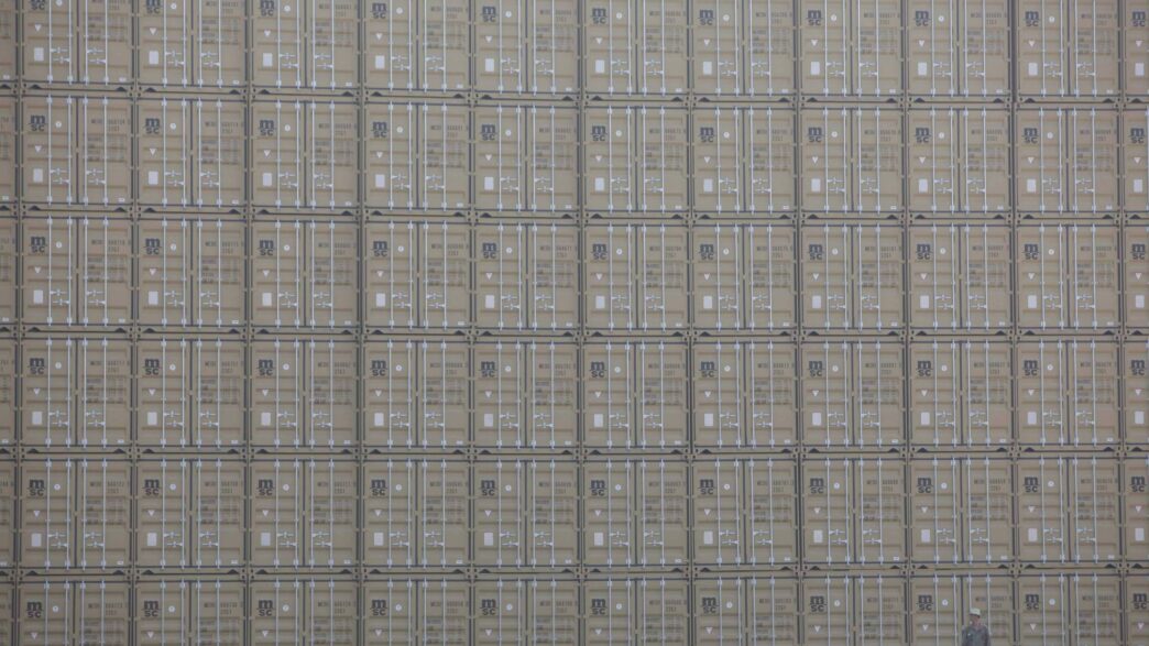 Comércio global em 2025 — foto ilustrativa