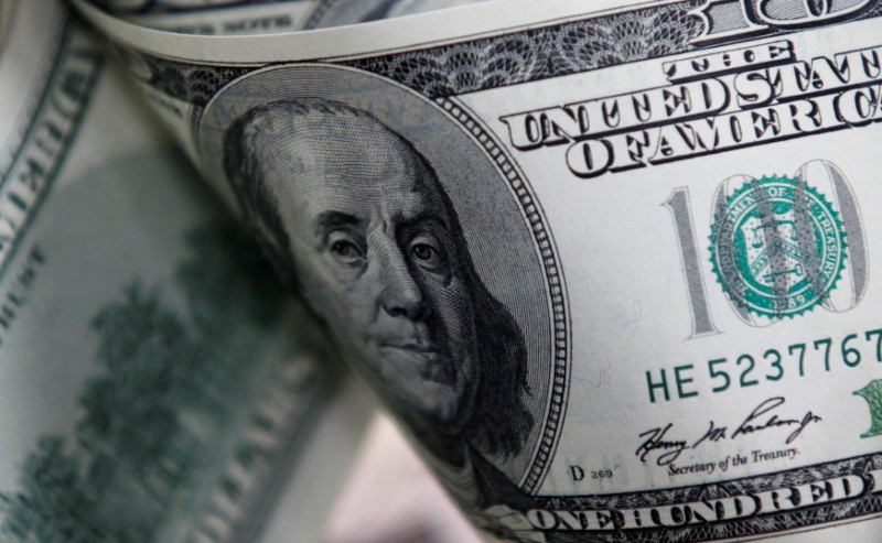 Dólar sobe e Bolsa cai — foto ilustrativa