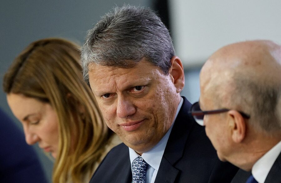 Tarcísio impostos — foto ilustrativa
