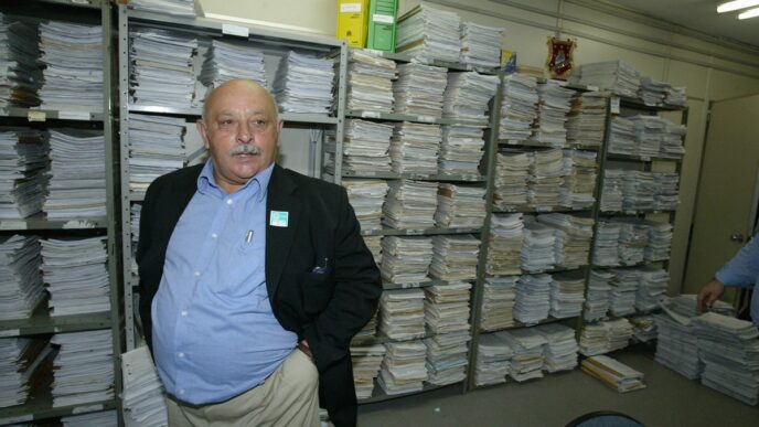 Frei Chico, irmão do presidente Lula, é vice-presidente de sindicato investigado na CPI do INSS e pode ser convocado a depor.