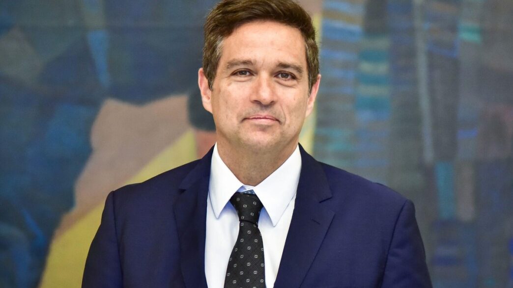Roberto Campos Neto, ex-presidente do Banco Central e atual vice-presidente do Nubank, em declaração sobre tributação de fintechs.