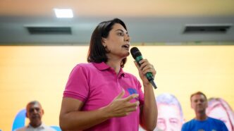 Michelle Bolsonaro em evento do Programa Pátria Voluntária.