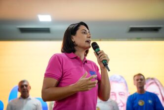 Michelle Bolsonaro em evento do Programa Pátria Voluntária.