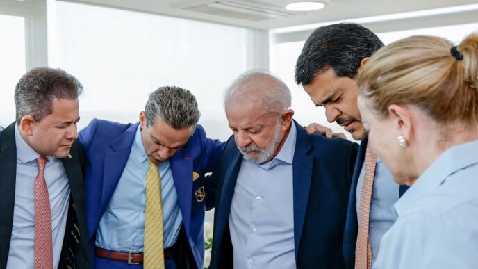 Lula e bispo evangélico — foto ilustrativa