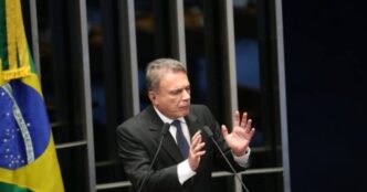 Alvaro Dias deixa o Podemos — foto ilustrativa