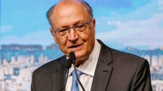 Tarifa extra EUA — foto ilustrativa