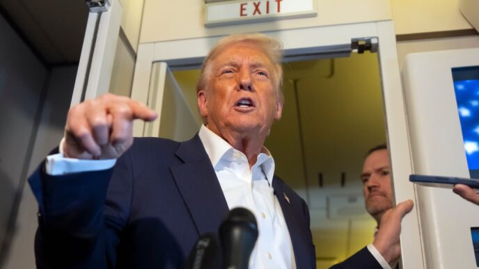 Donald Trump critica presidente do Fed — foto ilustrativa