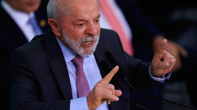 Centrão controla cargos e orçamento — foto ilustrativa