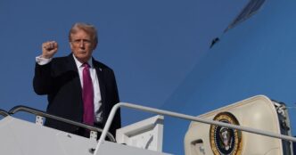 Trump assina decreto tarifas importações caminhões ônibus — foto ilustrativa