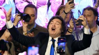 Javier Milei e mercado argentino — foto ilustrativa