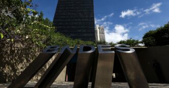 BNDES socorre empresas tarifaço Trump — foto ilustrativa