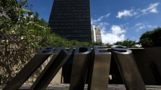 BNDES socorre empresas tarifaço Trump — foto ilustrativa