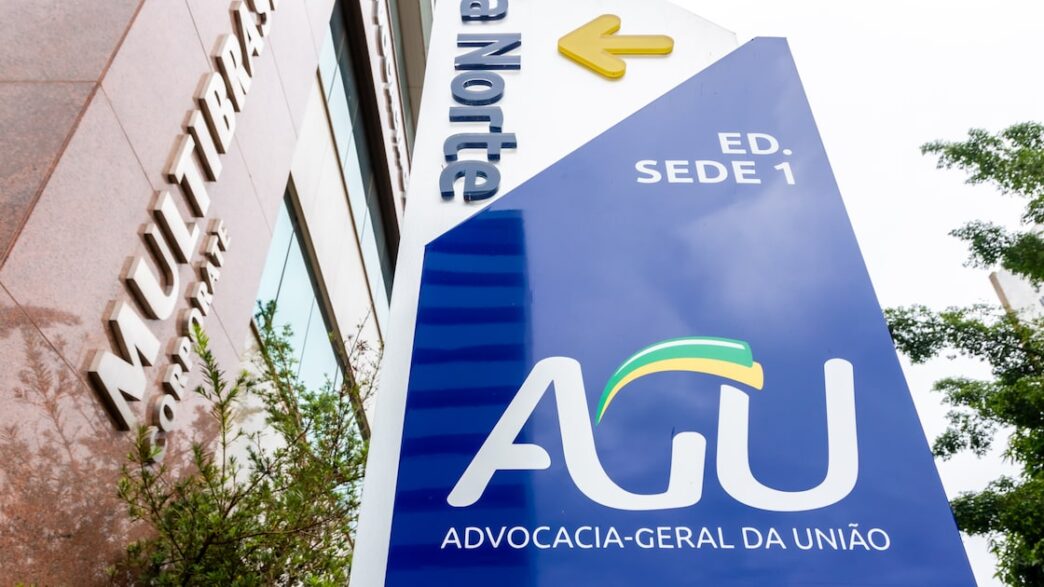 médico influencer desinformação câncer de mama — foto ilustrativa