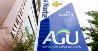 médico influencer desinformação câncer de mama — foto ilustrativa