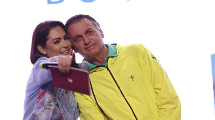Bolsonaro pede autorização STF almoço filha — foto ilustrativa