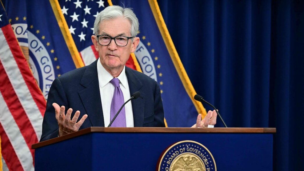 Fed corta juros EUA — foto ilustrativa