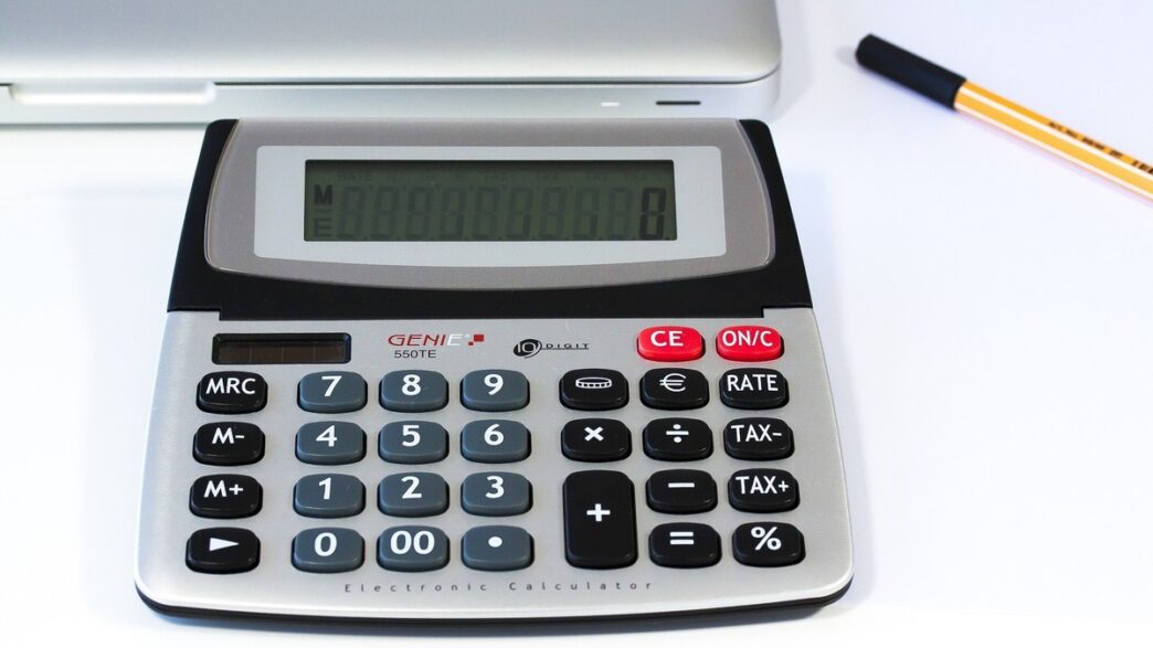 Cenário externo outubro menor apetite por risco — foto ilustrativa