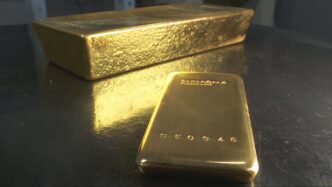 altas do ouro e do bitcoin — foto ilustrativa