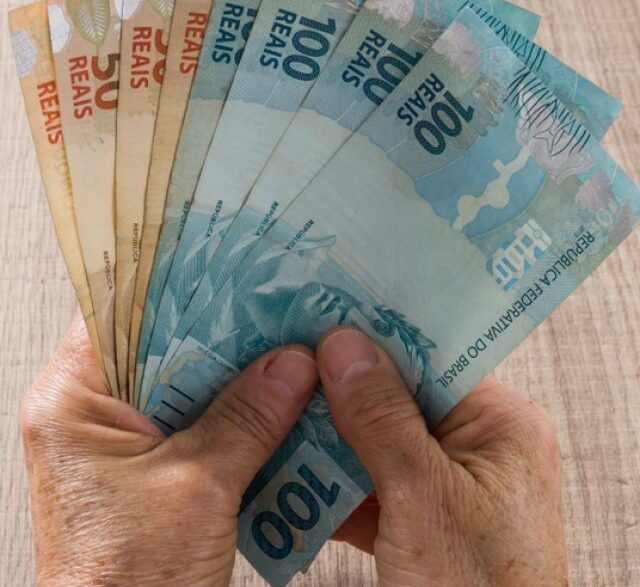 FIIs pagam dividendos — foto ilustrativa
