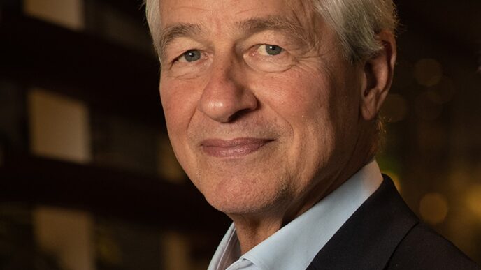 CEO do J.P. Morgan, Jamie Dimon, visita Argentina em momento econômico delicado, focado em analisar o cenário para o banco e o governo Milei.