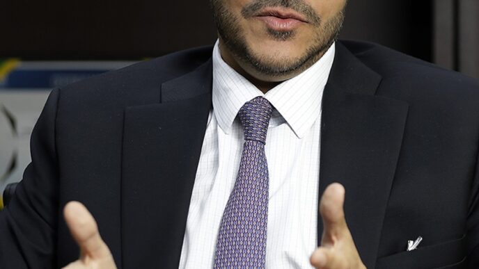 Jorge Messias, ministro da AGU, em possível cenário de troca para o STF.