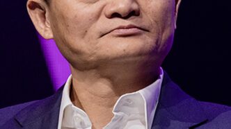 Jack Ma, cofundador do Alibaba, investe em fintech na América Latina com a Ant Group.