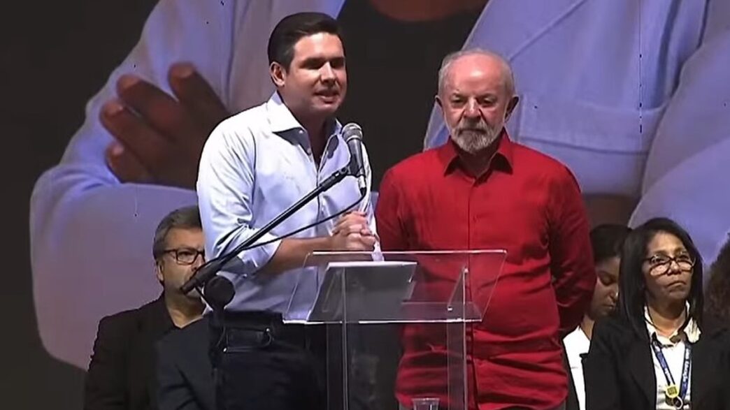 Arthur Lira e Lula em evento no Rio de Janeiro, após vaias ao presidente da Câmara.