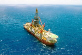 Petróleo sobe com sanções contra Rússia — foto ilustrativa