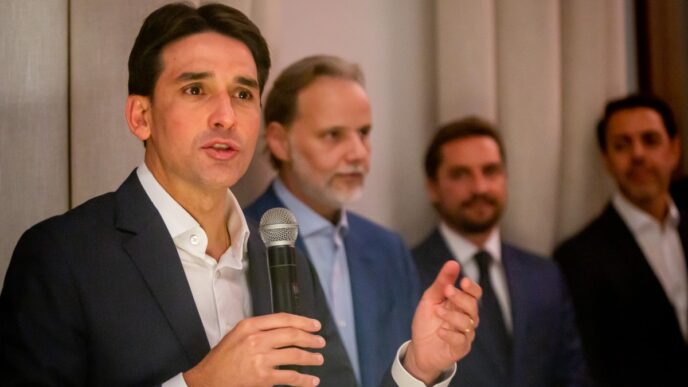 ajuste fiscal sem sacrificar o social — foto ilustrativa