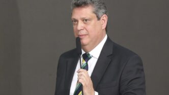 Ministro Márcio Macêdo em visita ao Palácio do Planalto, relacionando-se com a sua saída do cargo para as eleições de 2026.
