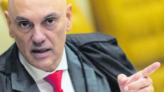 Ministro Alexandre de Moraes em reunião estratégica sobre segurança pública.