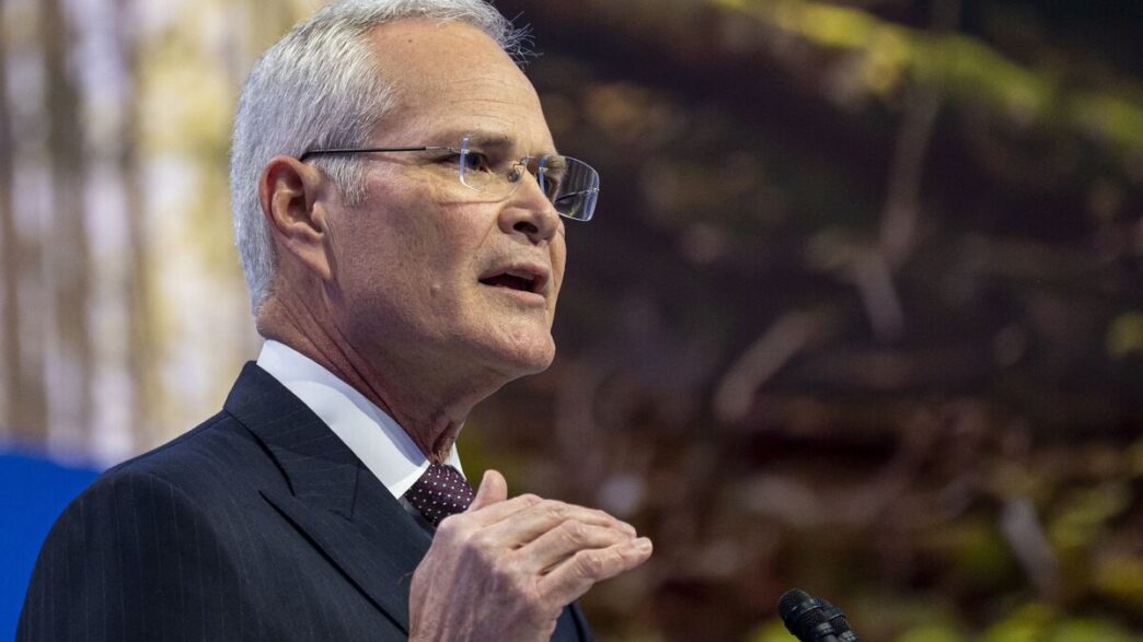 Campo de petróleo em Abu Dhabi — foto ilustrativa