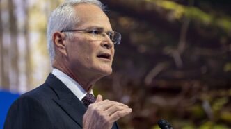 Campo de petróleo em Abu Dhabi — foto ilustrativa