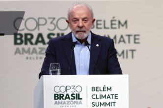 Lula lucros petróleo transição energética — foto ilustrativa