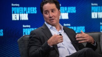 Ares Management lucros negócios secundários — foto ilustrativa