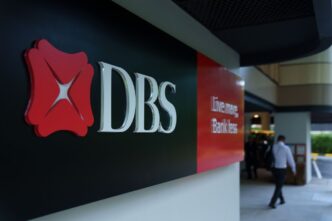 DBS treina funcionários para adaptação à IA — foto ilustrativa
