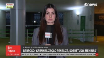 Deputados em sessão na Câmara dos Deputados debatendo projeto sobre aborto.
