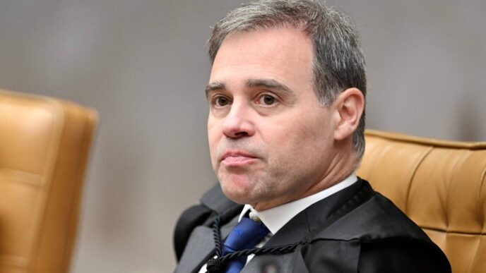 AndrÃ© MendonÃ§a — foto ilustrativa